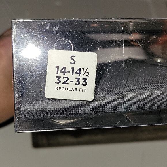 Stafford Travel Easy-Care Broadcloth Dress Shirt Autobahn Gray regular fit 32-33 - Picture 3 of 3